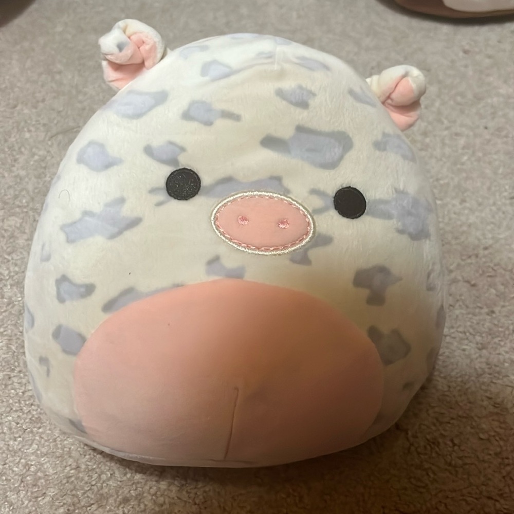 Rosie Squishmallow